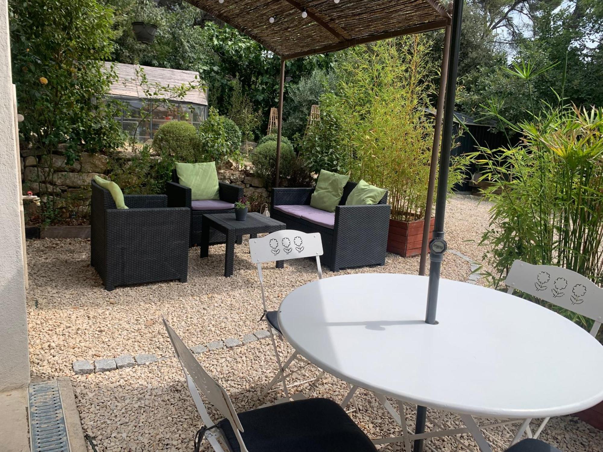 Maison D'Hotes Les Jardinettes En Luberon Villelaure Esterno foto